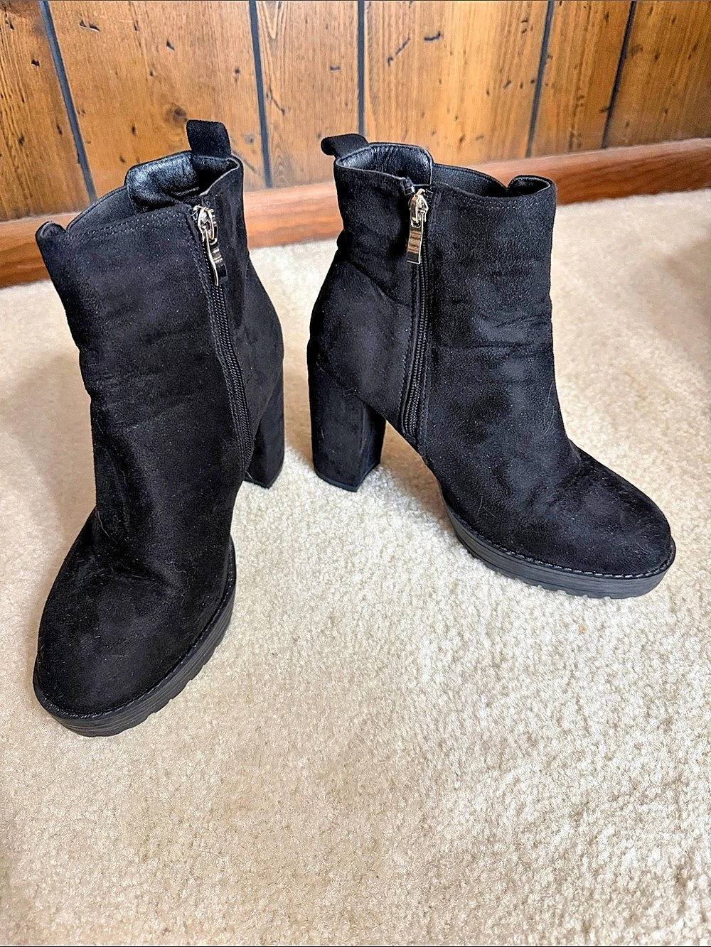 Black Block Heel Ankle Boots Like New